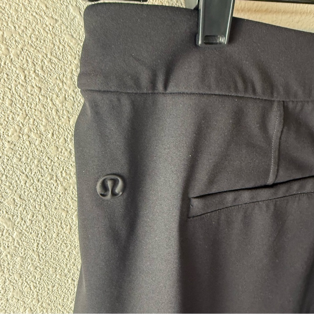 Lululemon Tapered-Leg Mid-Rise Pant 7/8 Length Luxtreme Black Women’s Large - Picture 10 of 11